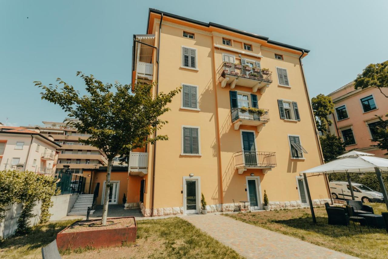 Alpencity Suites Trento Exterior photo